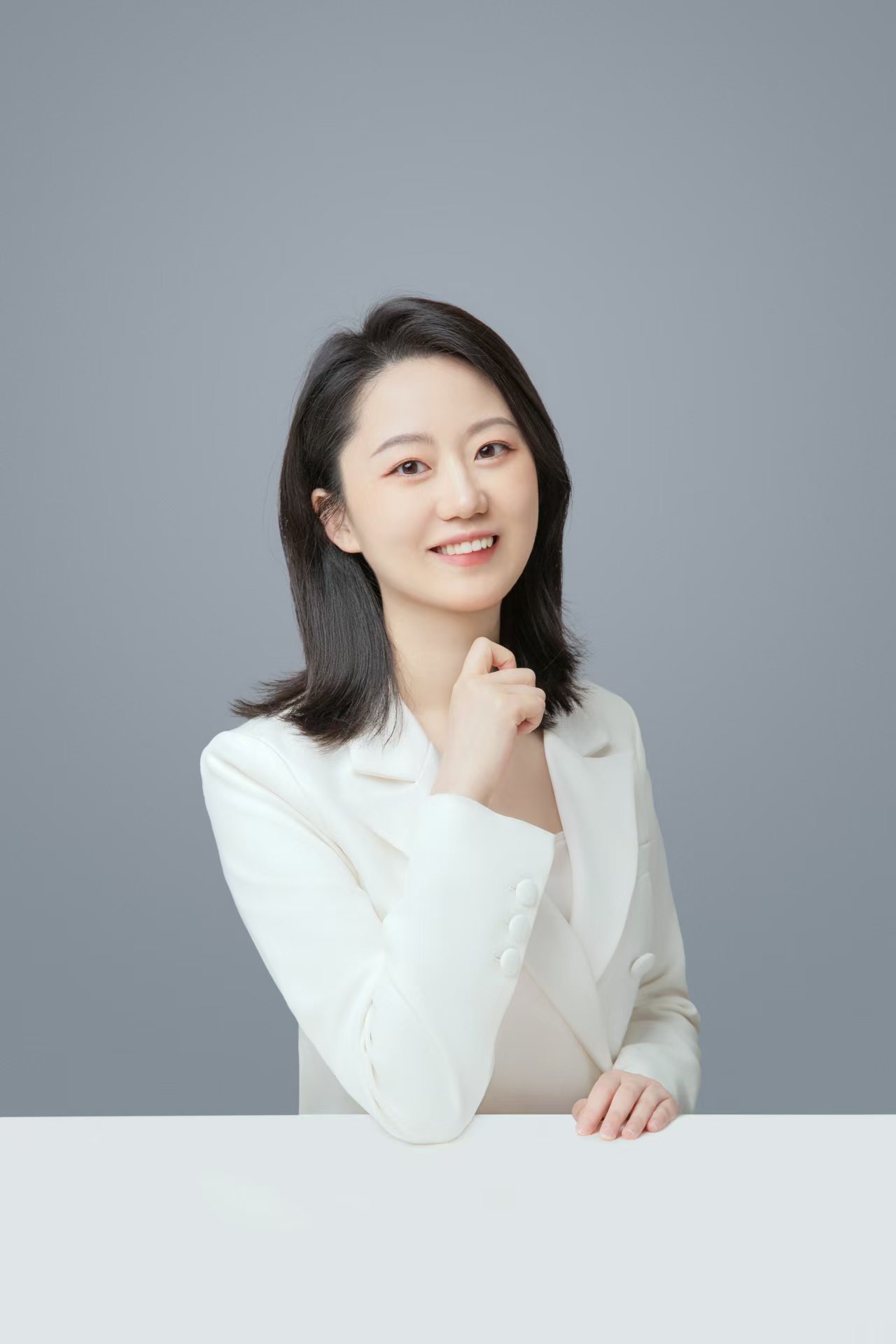 黄原 专职律师